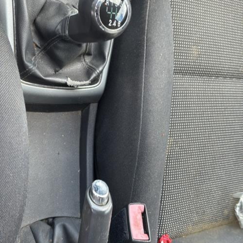 Pompe de direction OPEL ASTRA H Photo n°18