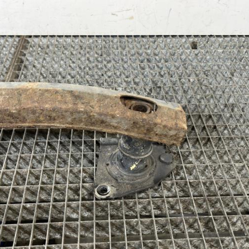 Renfort pare choc arriere (traverse) OPEL CORSA D Photo n°3