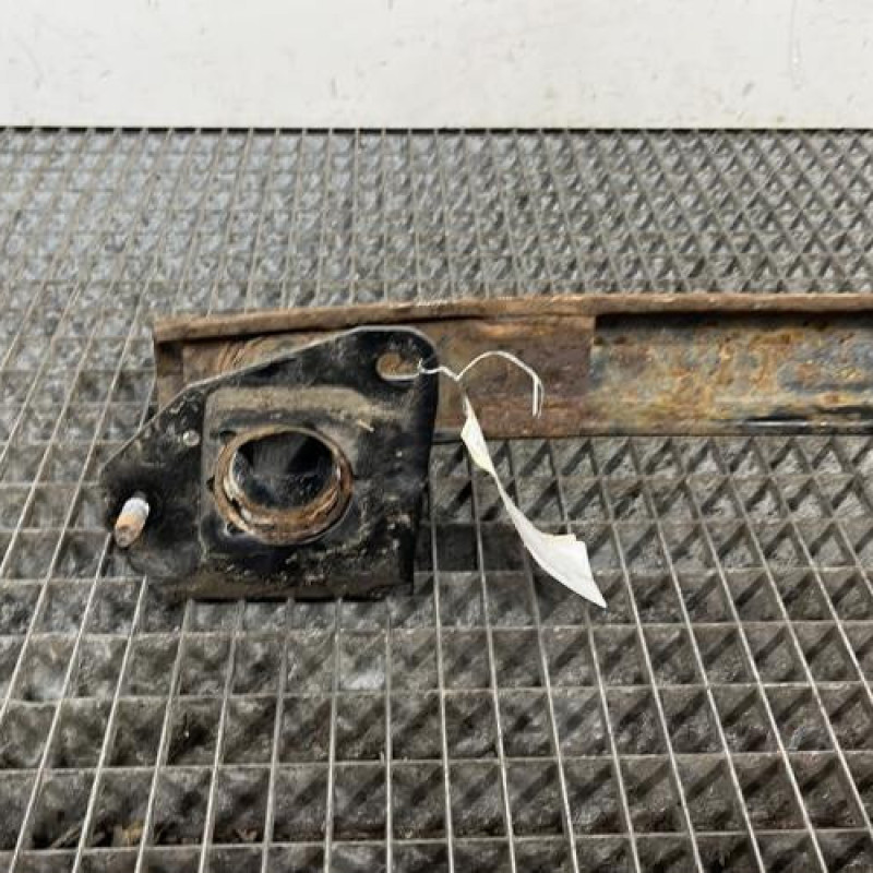 Renfort pare choc arriere (traverse) OPEL CORSA D Photo n°5