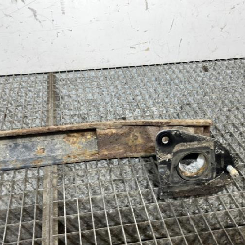 Renfort pare choc arriere (traverse) OPEL CORSA D Photo n°6