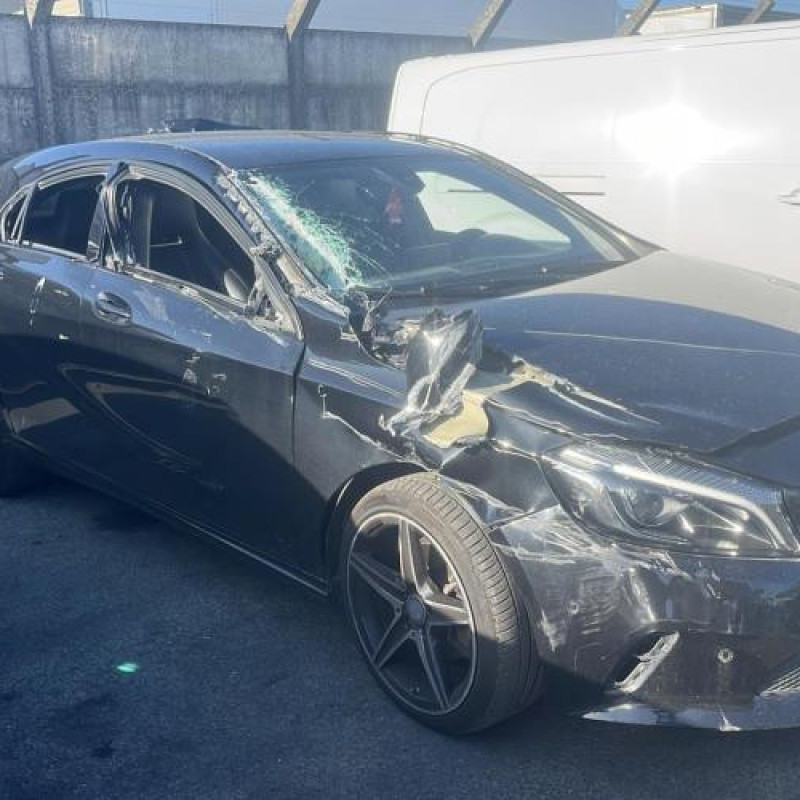 Feu arriere principal gauche (feux) MERCEDES CLASSE A 176 Photo n°5