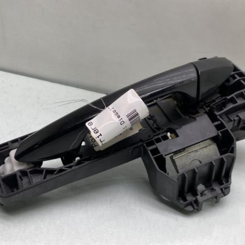 Poignee porte arriere gauche MERCEDES CLASSE A 176 Photo n°2