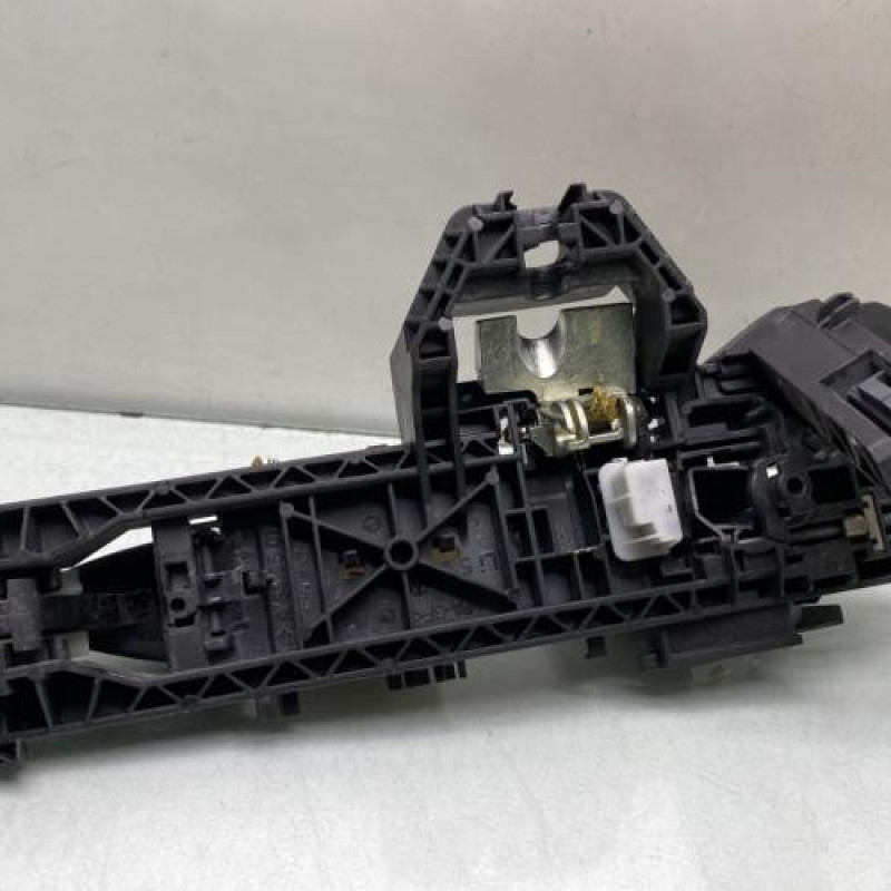 Poignee porte arriere gauche MERCEDES CLASSE A 176 Photo n°3