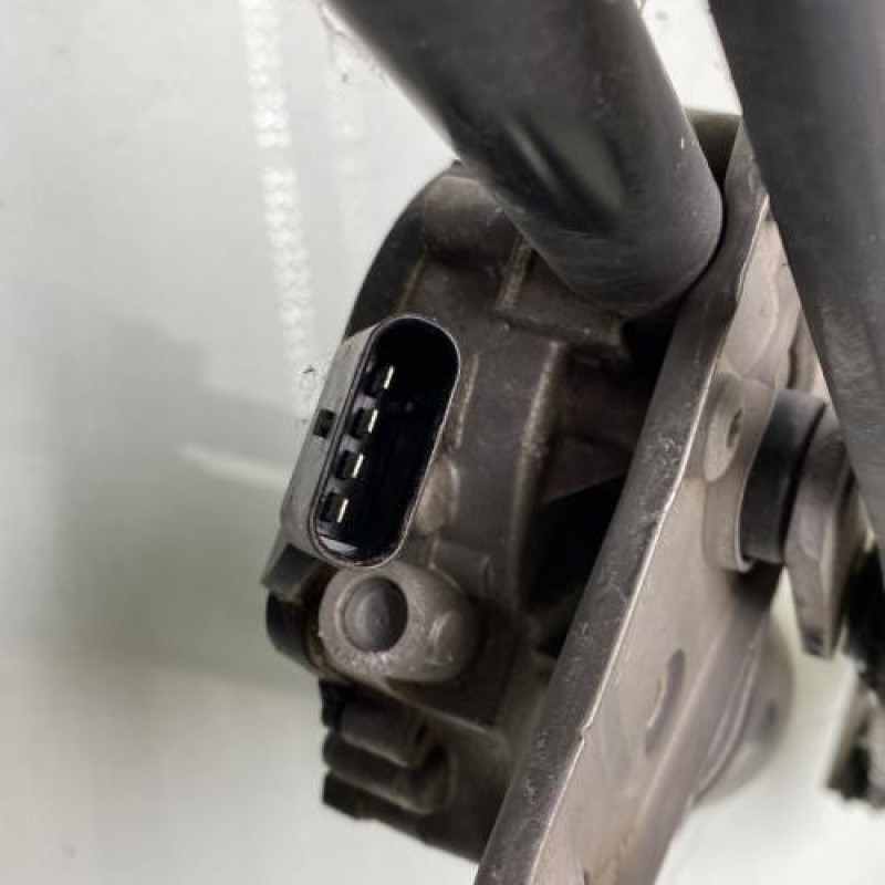 Moteur essuie glace avant MERCEDES CLASSE A 176 Photo n°6