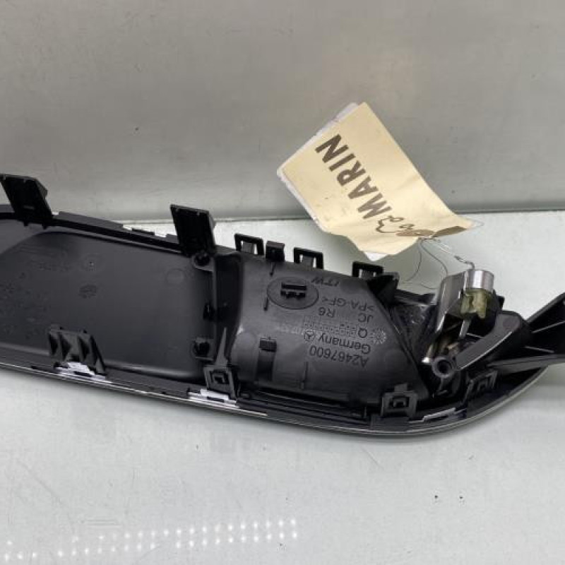 Poignee interieur avant droit MERCEDES CLASSE A 176 Photo n°2