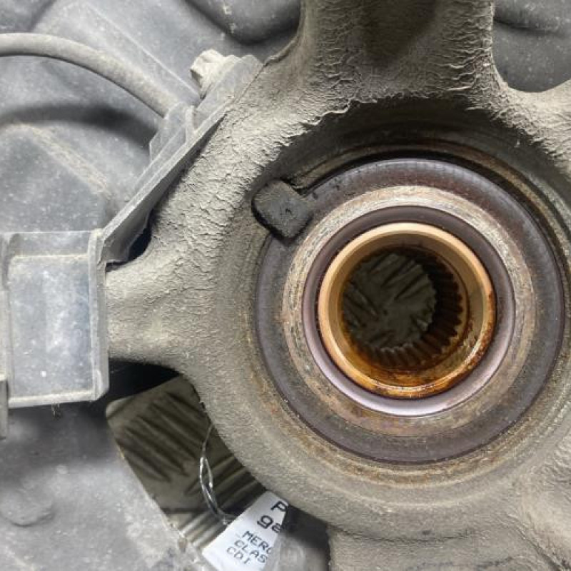 Pivot de moyeu avant gauche MERCEDES CLASSE A 176 Photo n°8