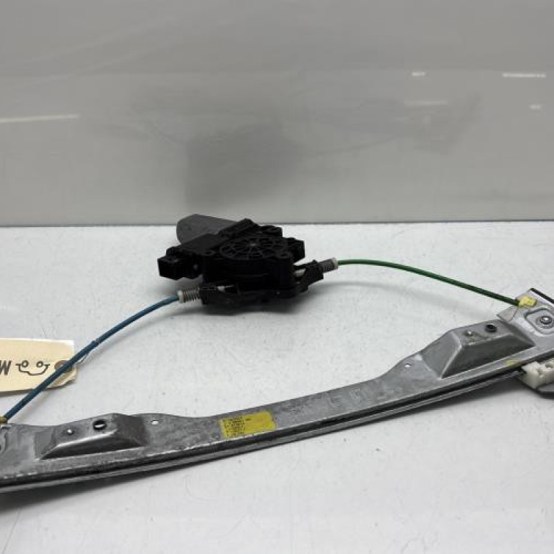 Leve vitre electrique avant droit OPEL CORSA D Photo n°1