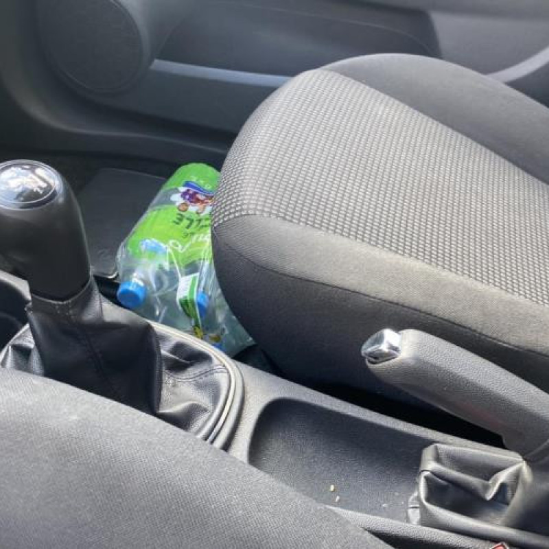 Leve vitre electrique avant droit OPEL CORSA D Photo n°10