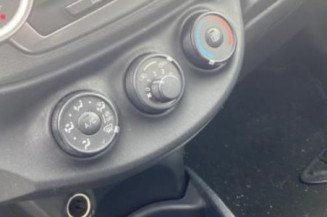 Poignee porte avant droit TOYOTA YARIS 3