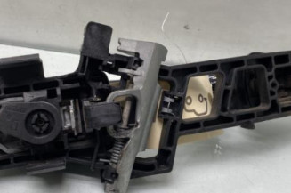 Poignee porte avant gauche FORD FIESTA 6