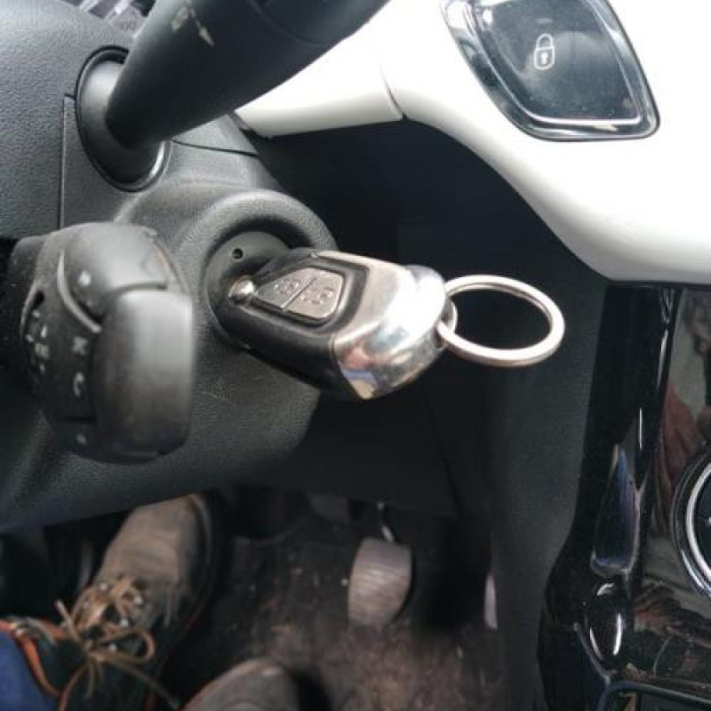 Bouchon de carburant CITROEN DS3 Photo n°14