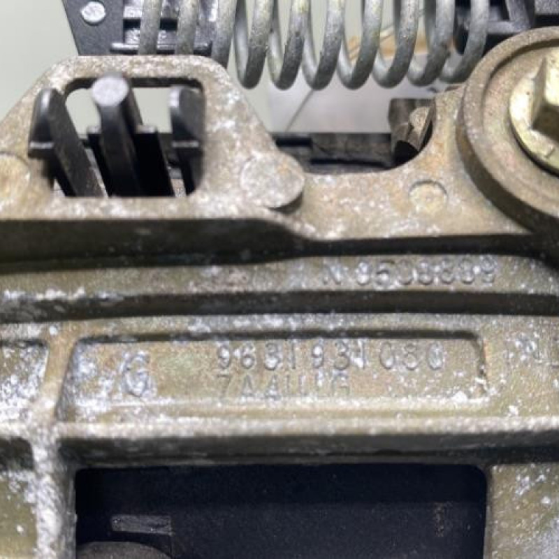 Poignee porte avant gauche PEUGEOT 607 Photo n°3