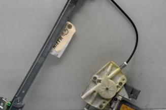 Leve vitre electrique arriere gauche PEUGEOT 607 Photo n°1