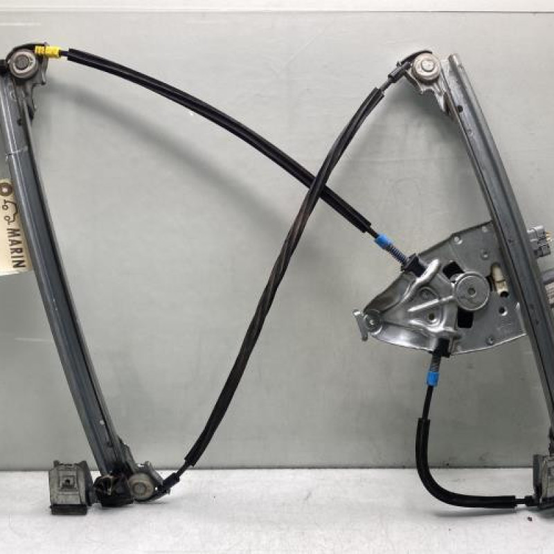 Leve vitre electrique avant droit PEUGEOT 607 Photo n°1