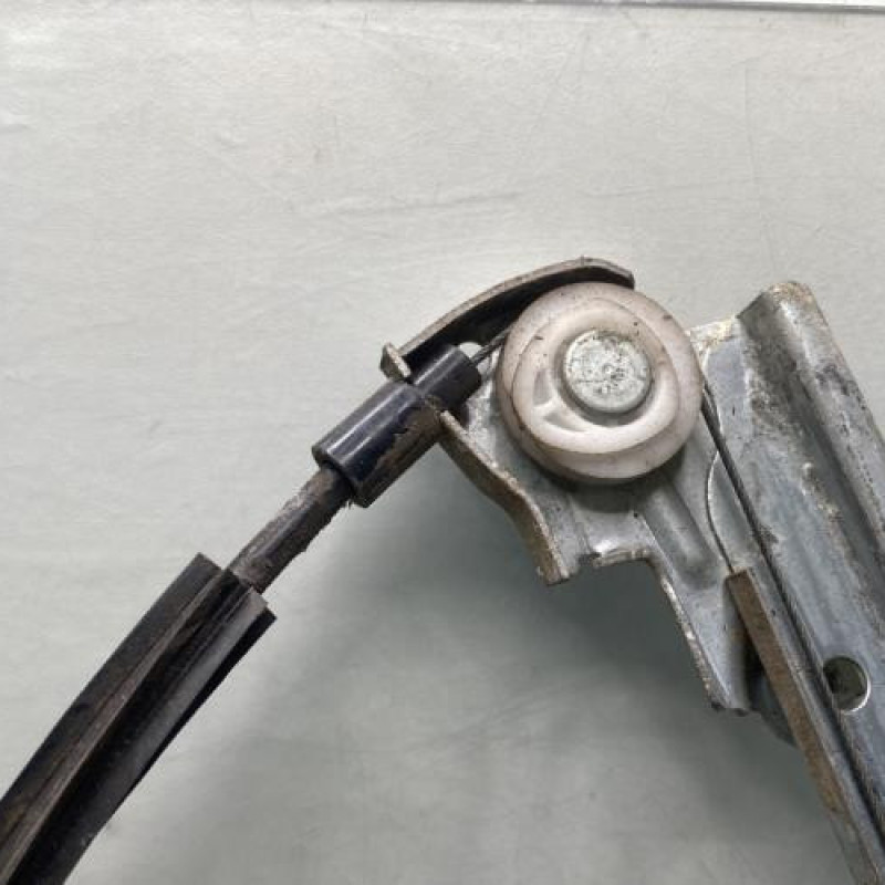 Leve vitre electrique avant droit PEUGEOT 607 Photo n°2