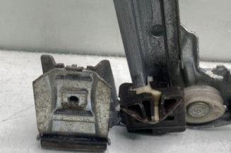Leve vitre electrique avant droit PEUGEOT 607