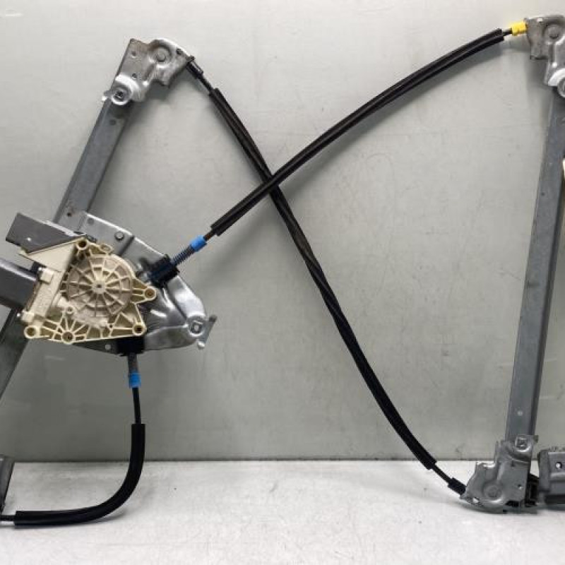 Leve vitre electrique avant droit PEUGEOT 607 Photo n°8