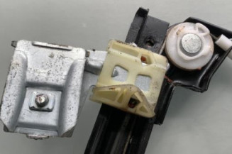 Leve vitre electrique avant gauche PEUGEOT 607