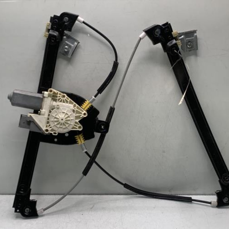 Leve vitre electrique avant gauche PEUGEOT 607 Photo n°6