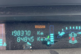 Pare boue arriere droit RENAULT SCENIC 2