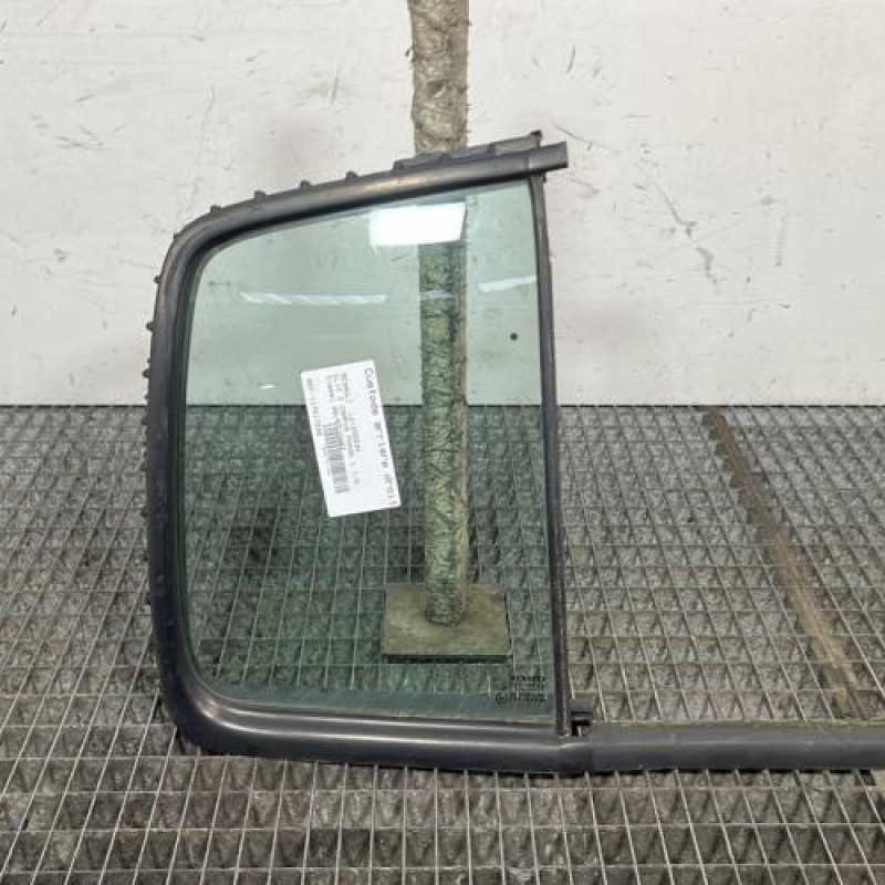 Custode arriere droit (porte) RENAULT CLIO 2 CAMPUS Photo n°1