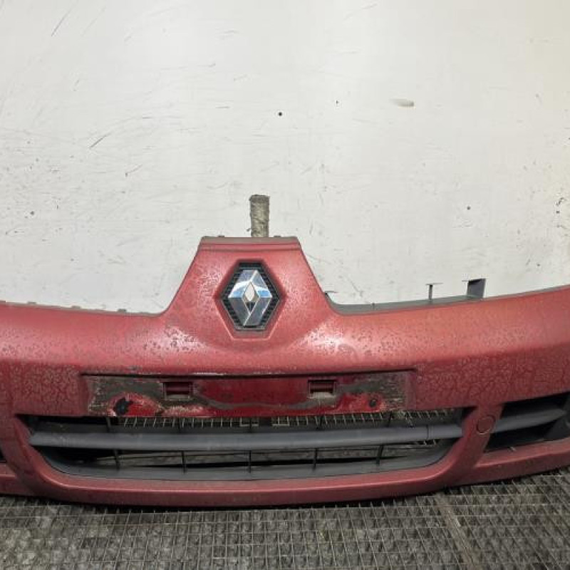 Pare choc avant RENAULT CLIO 2 CAMPUS Photo n°1