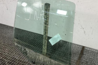 Vitre arriere droit RENAULT CLIO 2 CAMPUS