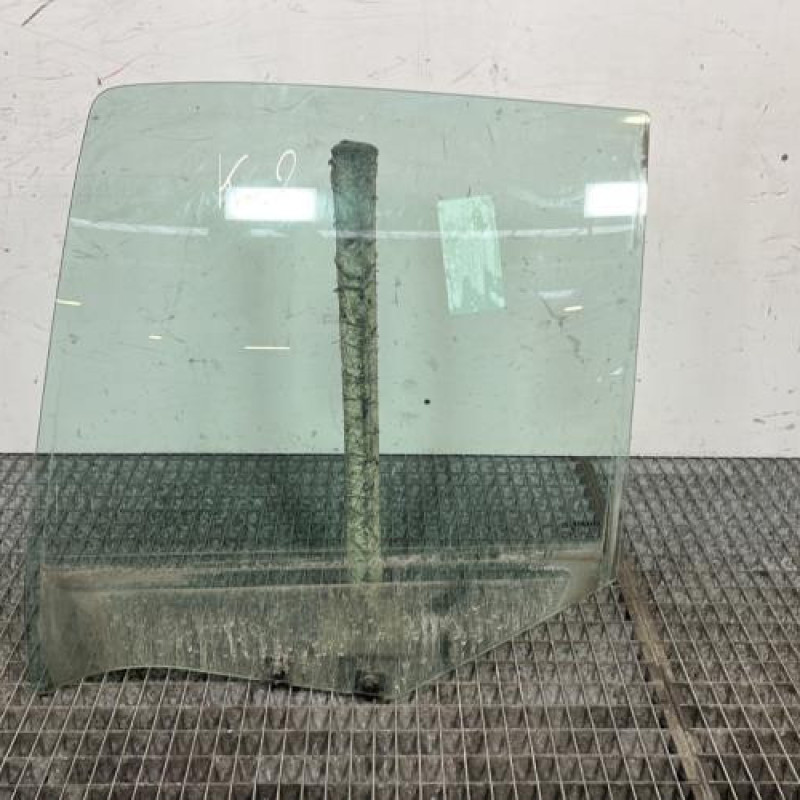 Vitre arriere gauche RENAULT CLIO 2 CAMPUS Photo n°1