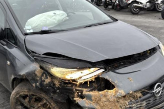 Custode avant gauche OPEL CORSA E