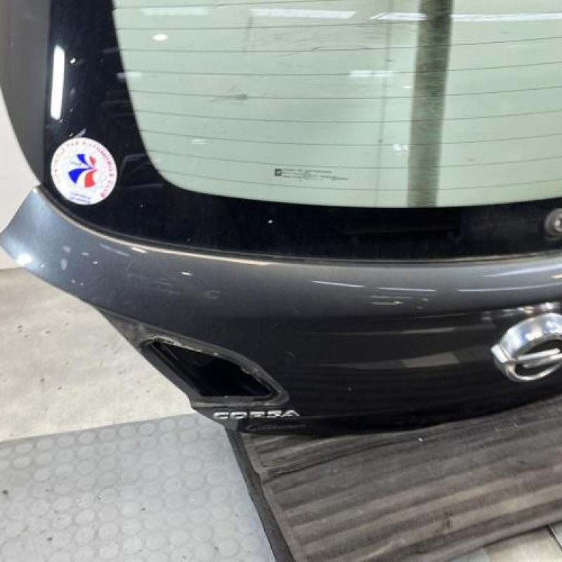 Malle/Hayon arriere OPEL CORSA E Photo n°5