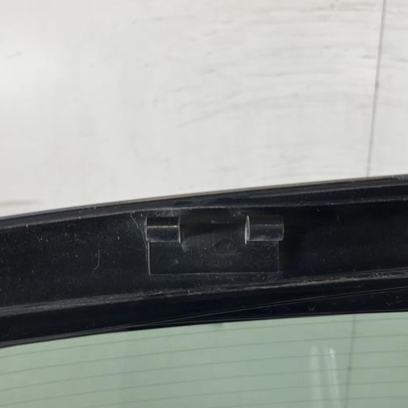 Malle/Hayon arriere OPEL CORSA E Photo n°6