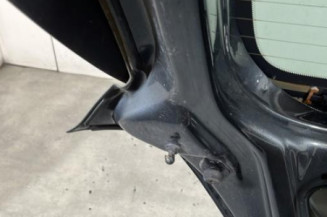 Malle/Hayon arriere OPEL CORSA E