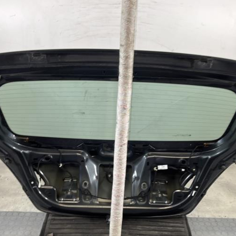 Malle/Hayon arriere OPEL CORSA E Photo n°11