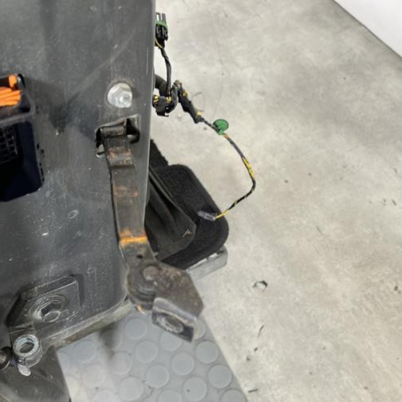 Porte avant droit OPEL CORSA E Photo n°7