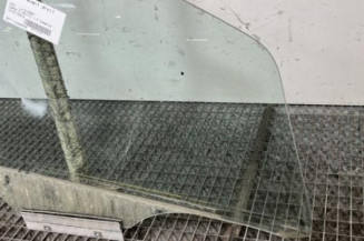 Vitre avant droit OPEL CORSA E