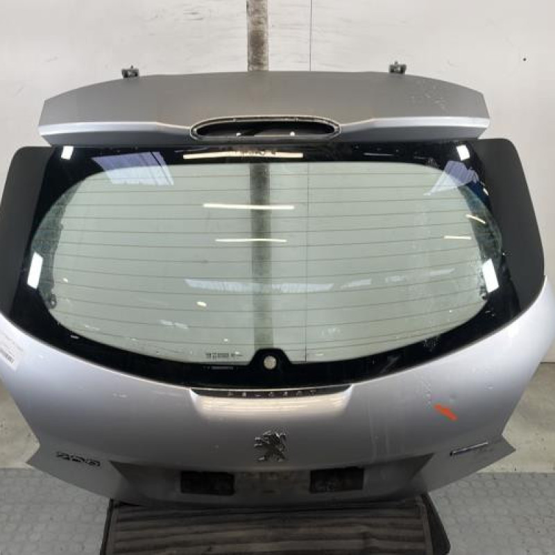 Malle/Hayon arriere PEUGEOT 208 1 Photo n°1