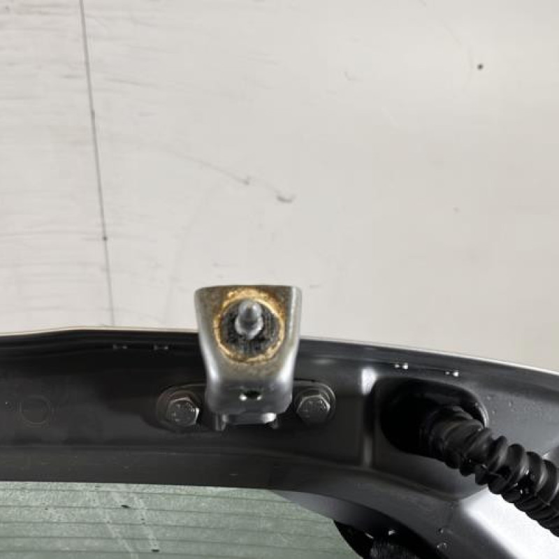 Malle/Hayon arriere PEUGEOT 208 1 Photo n°8