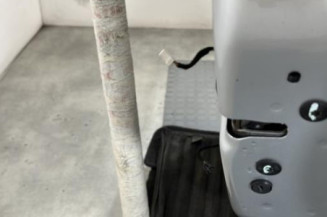 Porte arriere droit PEUGEOT 208 1