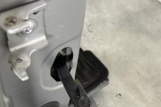 Porte avant droit PEUGEOT 208 1