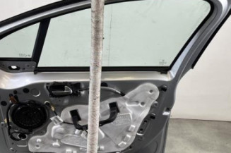 Porte avant droit PEUGEOT 208 1