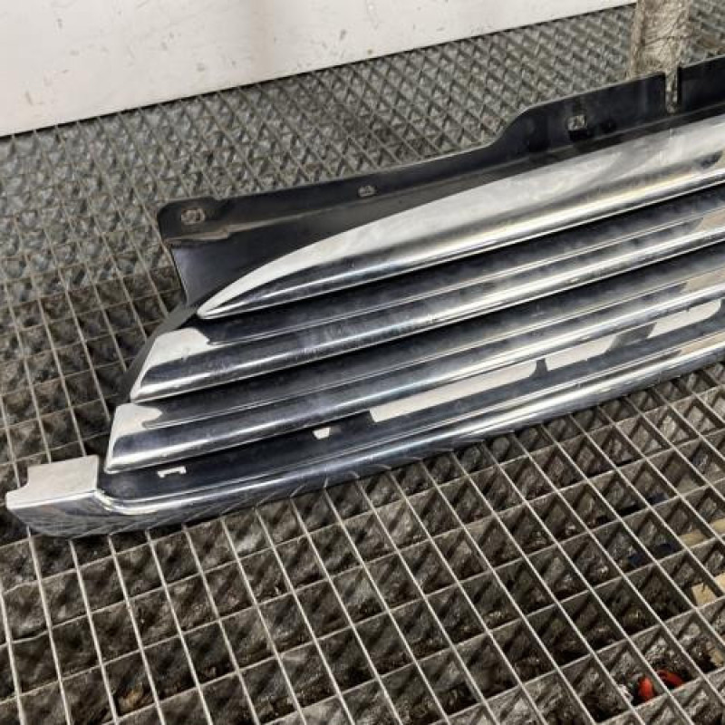 Calandre MINI MINI 2 R56 Photo n°2