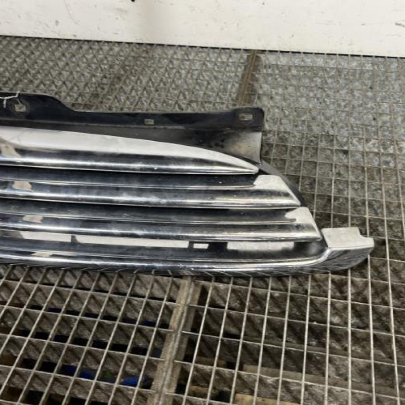 Calandre MINI MINI 2 R56 Photo n°3