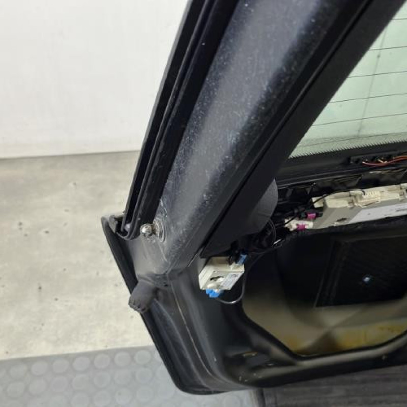 Malle/Hayon arriere MINI MINI 2 R56 Photo n°6