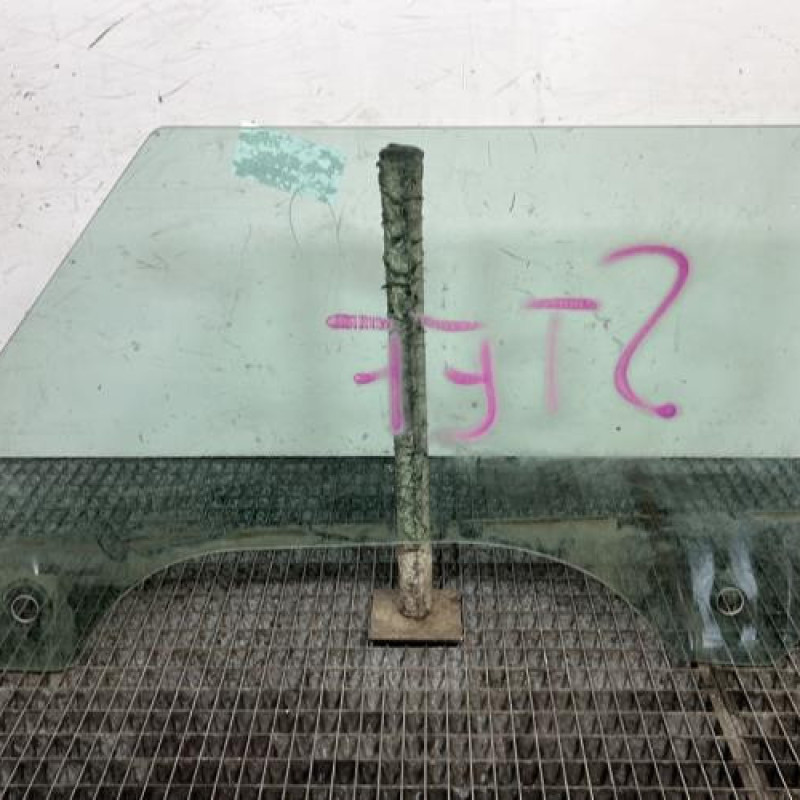 Vitre avant droit MINI MINI 2 R56 Photo n°4