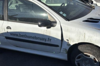 Bras essuie glace arriere PEUGEOT 206