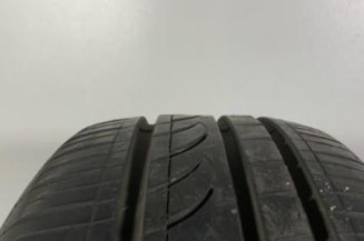 Pneu  