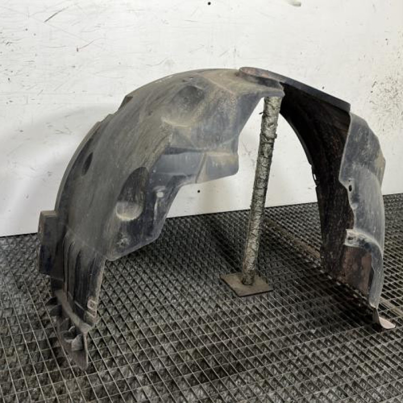 Pare boue avant droit FORD MONDEO 2 Photo n°3