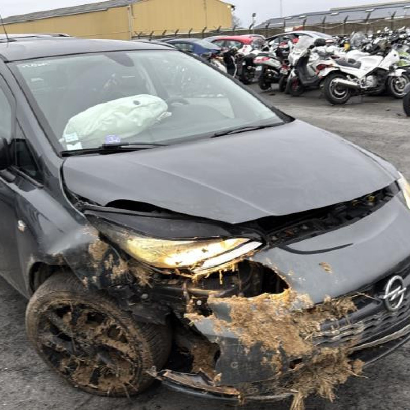 Pare boue avant gauche OPEL CORSA E Photo n°6