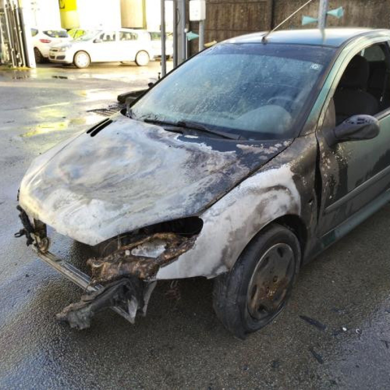 Bras essuie glace arriere PEUGEOT 206 Photo n°4