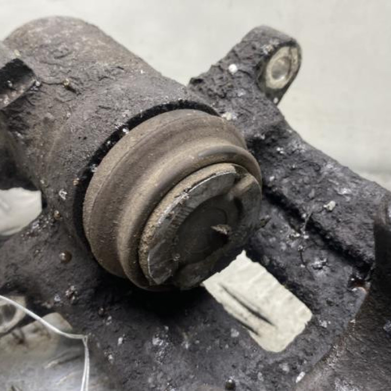 Etrier arriere gauche (freinage) VOLKSWAGEN GOLF 6 Photo n°2